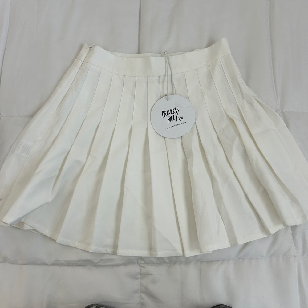 Princess Polly. Rosella Mini Skirt. Size 2